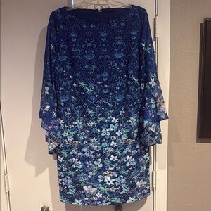 Elegant Blue Floral Long Sleeve Dress
